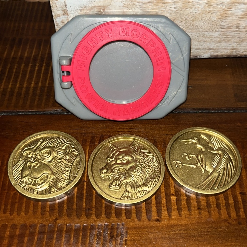 Vintage Mighty Morphin Power Rangers Belt Buckle and 3 Coins 1995 McDonald’s